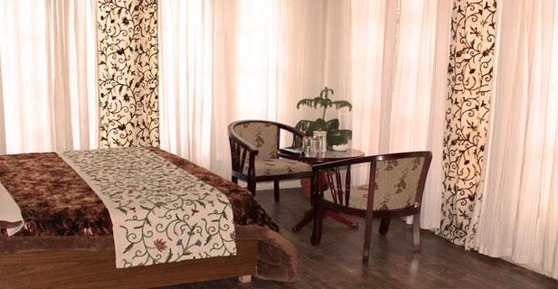 Hotel Fifth Season
